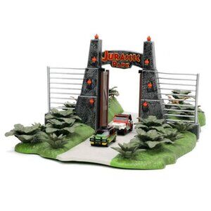 Brand New Jurassic Park Gate and Nano Hollywood Rides Vehicle Diorama.